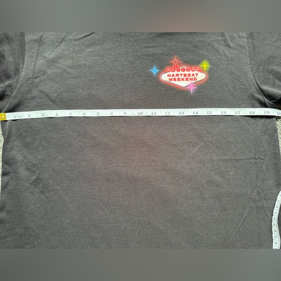 Hartbeat Weekend Event Exclusive Black Graphic T-Shirt Unisex Medium NWOT D-1 - Picture 4 of 5